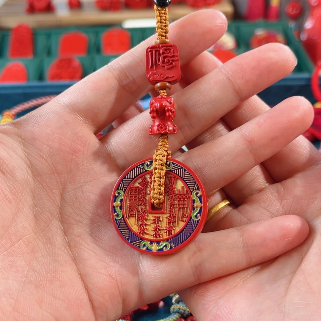 天然辰砂含辰砂工艺品彩绘山鬼钥匙扣包包挂