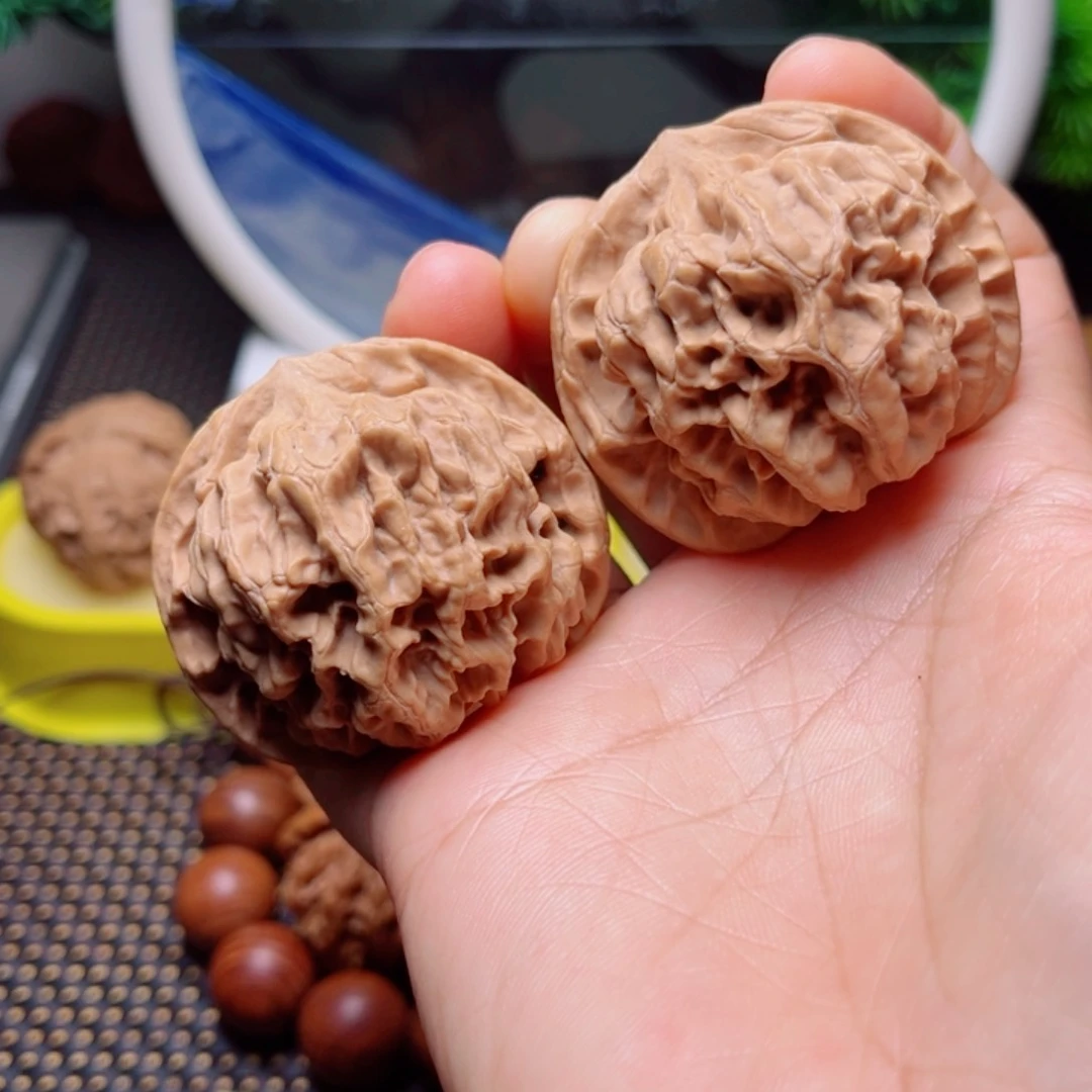 刚***哥文玩核桃把件帝王47