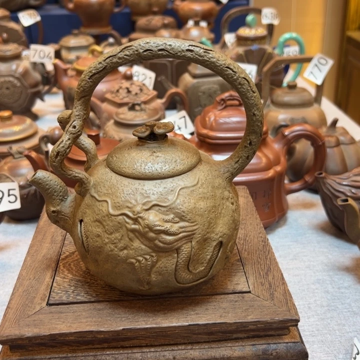 E***哥紫砂壶等艺术精品