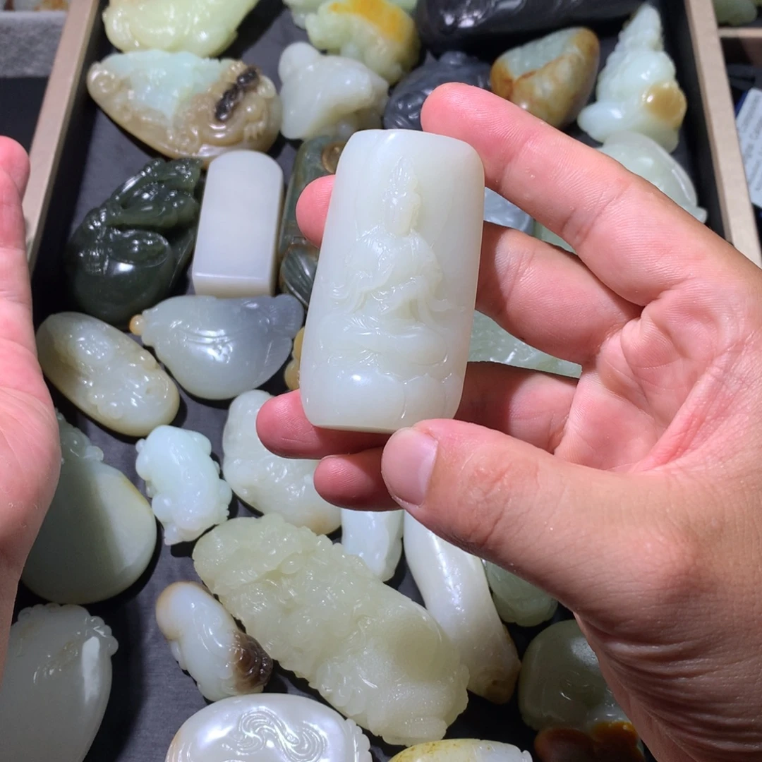 三***哥和田玉（糖玉）未镶嵌挂件