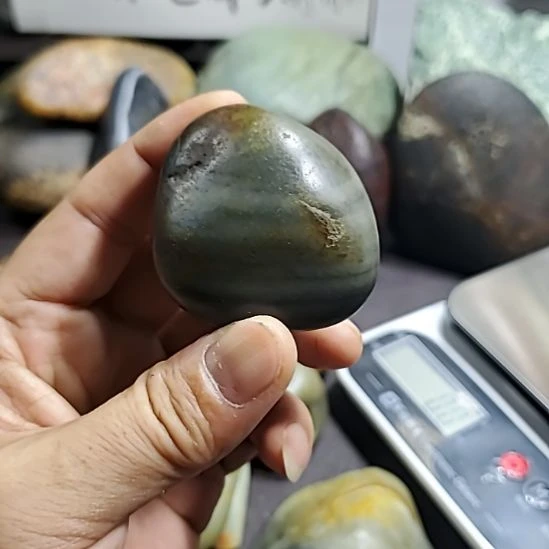 未镶嵌和田玉（糖玉）挂件