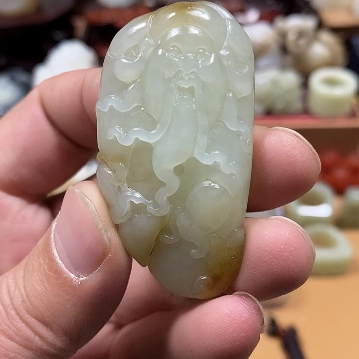 和田玉（糖玉）未镶嵌挂件