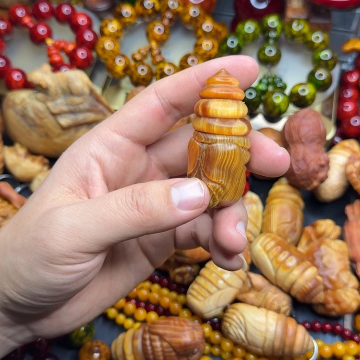 松木琥珀木文玩手串