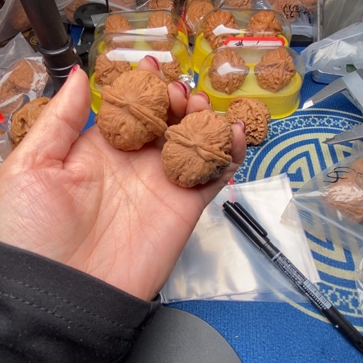 棒***冰吊坠桃核元宝42全品