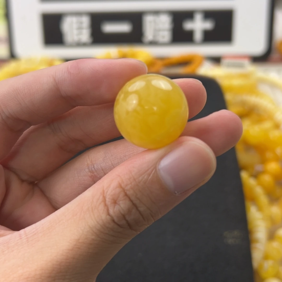 琥珀未镶嵌珠宝奇石