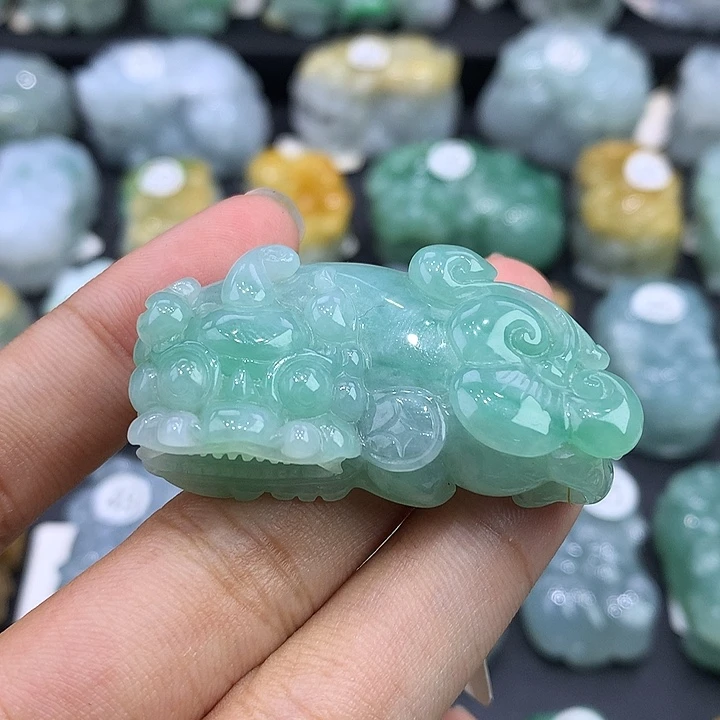 翡翠未镶嵌颈饰天然缅甸翡翠