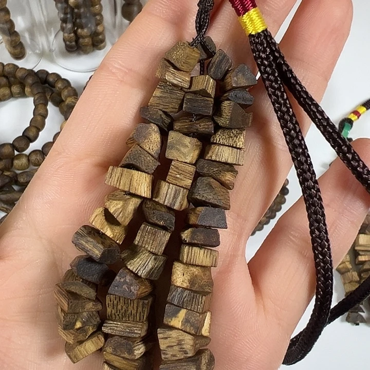 沉香碎屑沉香莺歌绿奇楠 车载香挂 原色原香