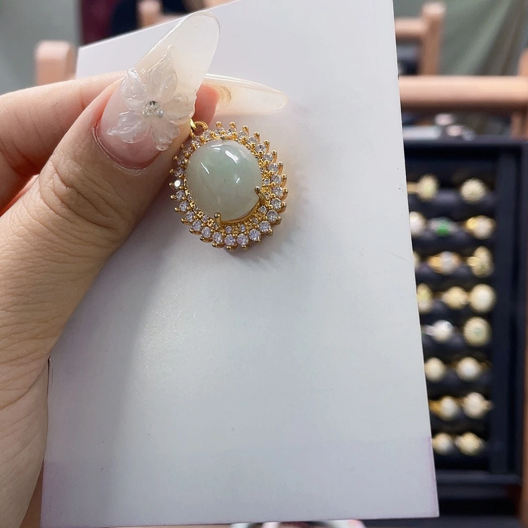 翡翠未镶嵌颈饰天然翡翠Ａ货