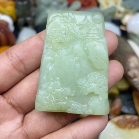 蛇纹石玉颈饰未镶嵌85