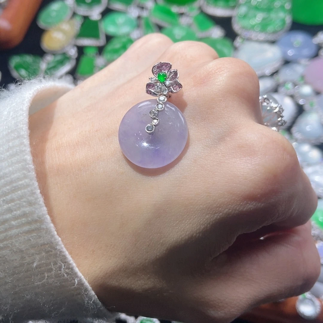 翡翠耳环18K金镶嵌吊坠