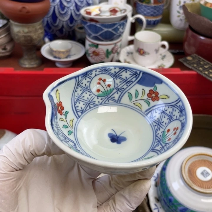 他家瓷器真美…开播了