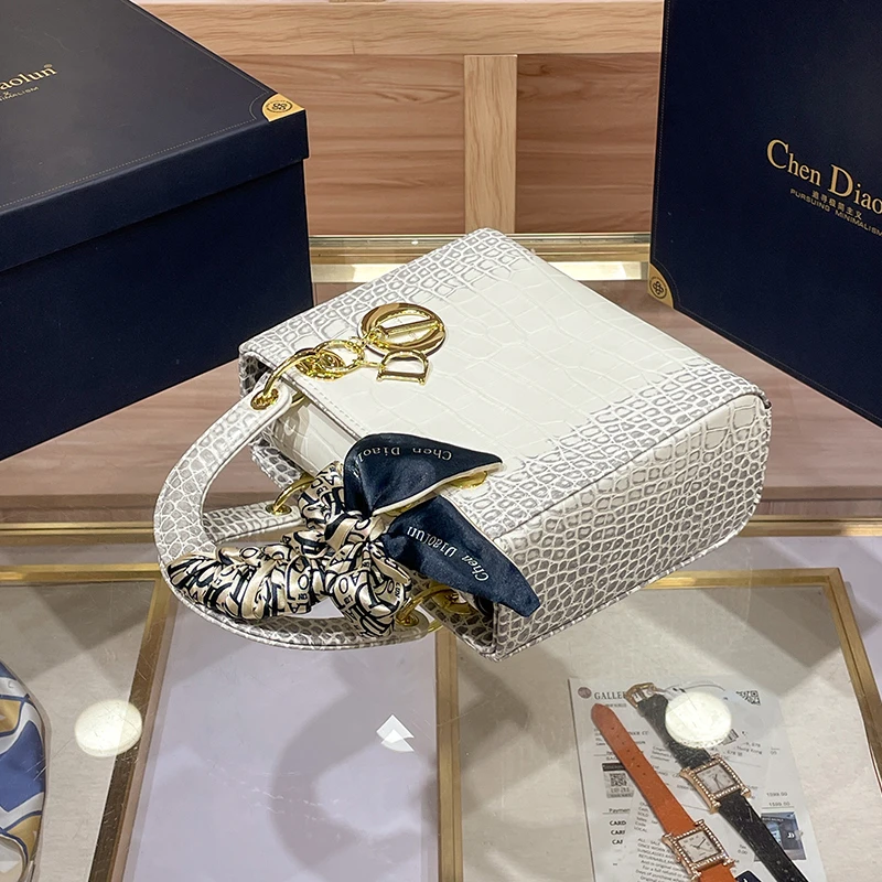 【万象撤柜】轻奢女包手提包包新款盒子包时尚单肩斜跨手拎包休闲