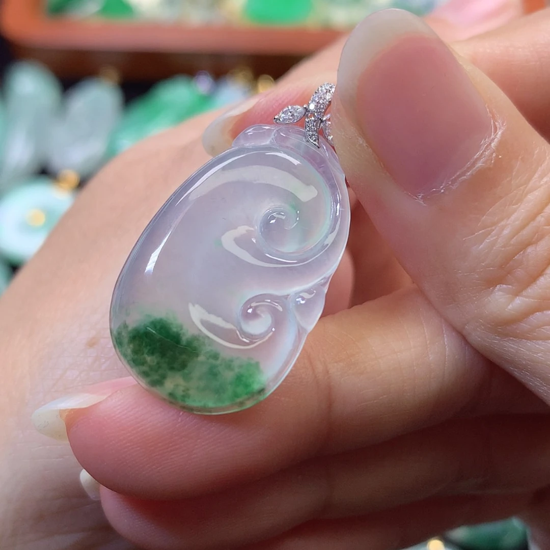 【闪购商品】吊坠(赠链)18K金镶嵌翡翠