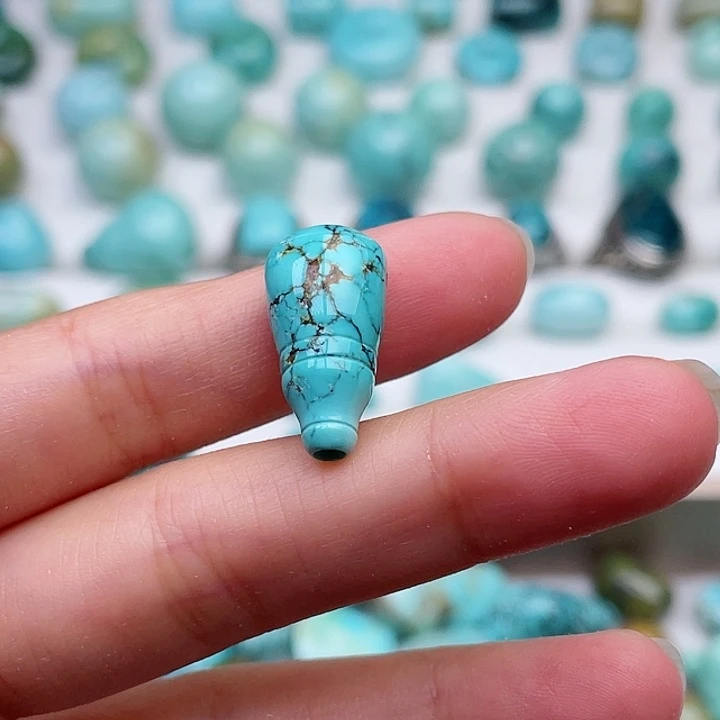 绿松石未镶嵌挂件抖*