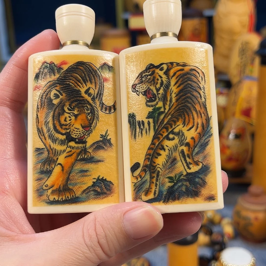 大叶紫檀（黑酸枝木类）居**客