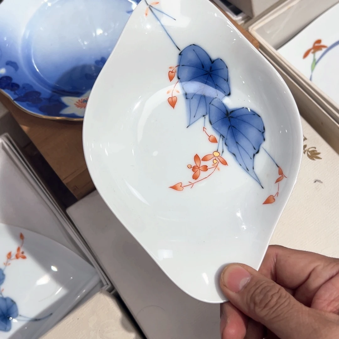 瓷片哈哈哈我也是很想要这个