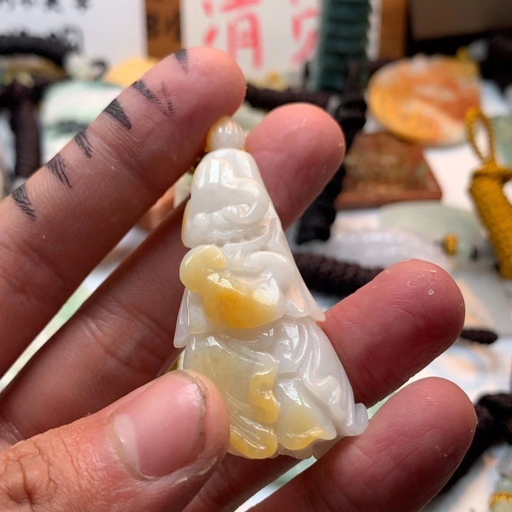 翡翠未镶嵌颈饰保真天然a货翡翠