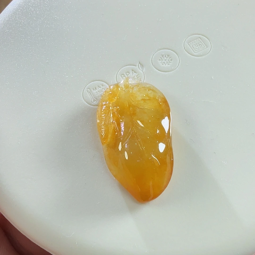 翡翠未镶嵌挂件裸石