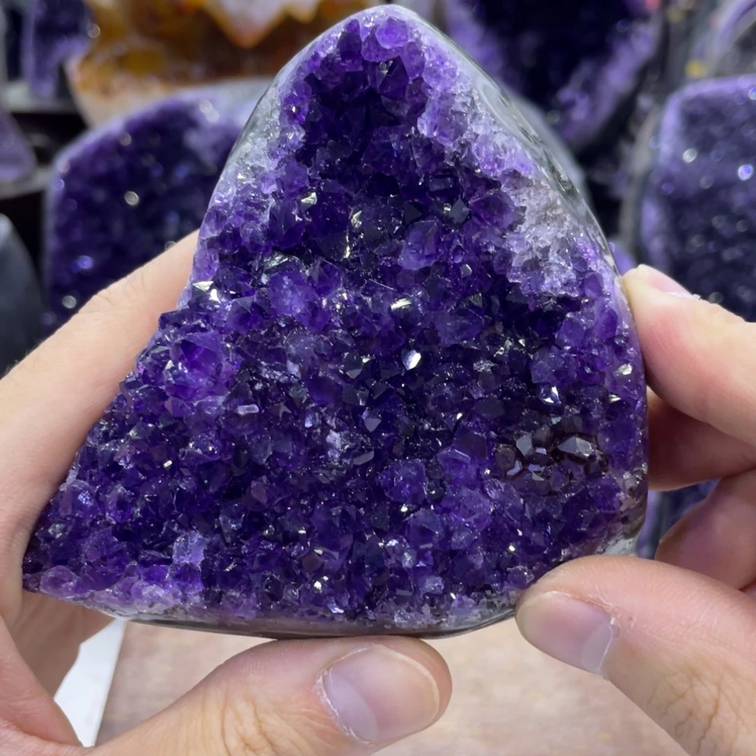 未镶嵌珠宝半成品水晶