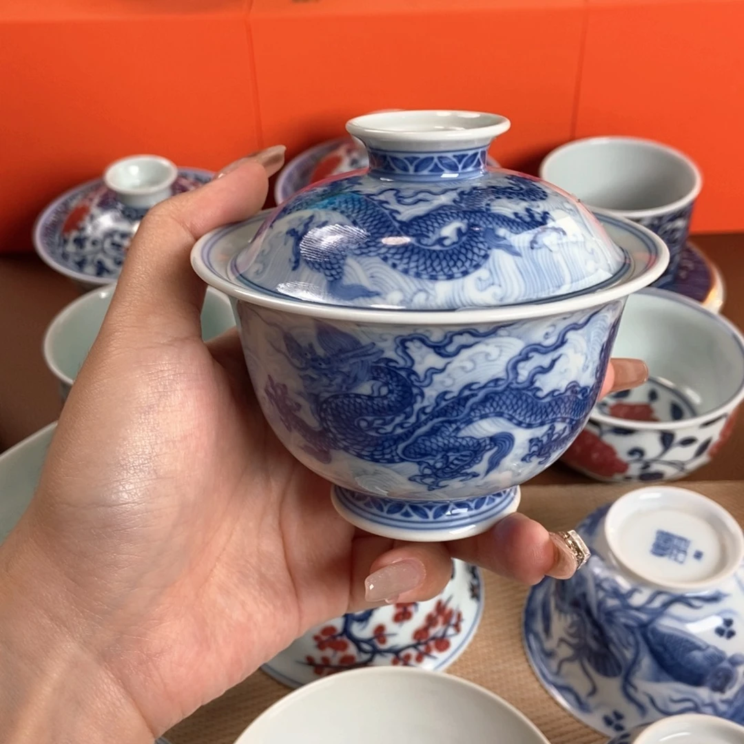 望月怀古青花淡海水龙纹盖碗