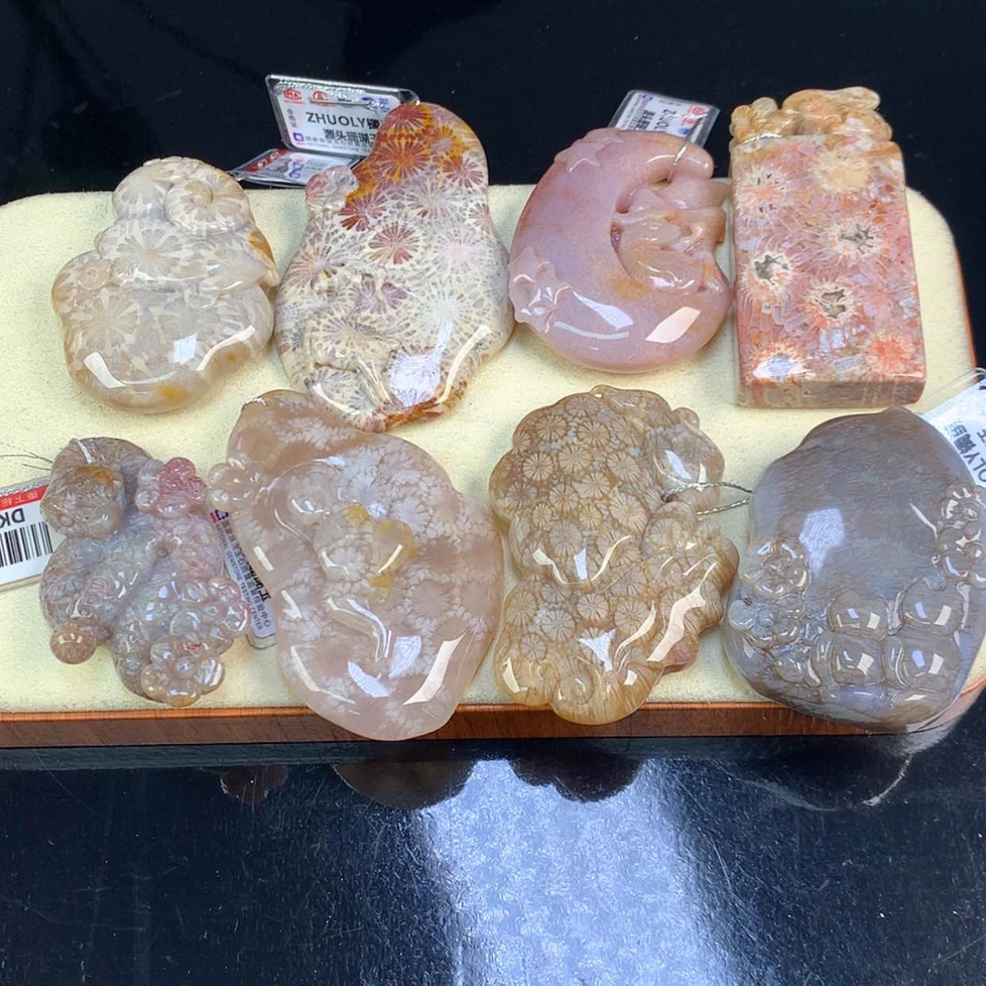 【闪购商品】颈饰未镶嵌硅化珊瑚（珊瑚玉）雕刻400一个可挑