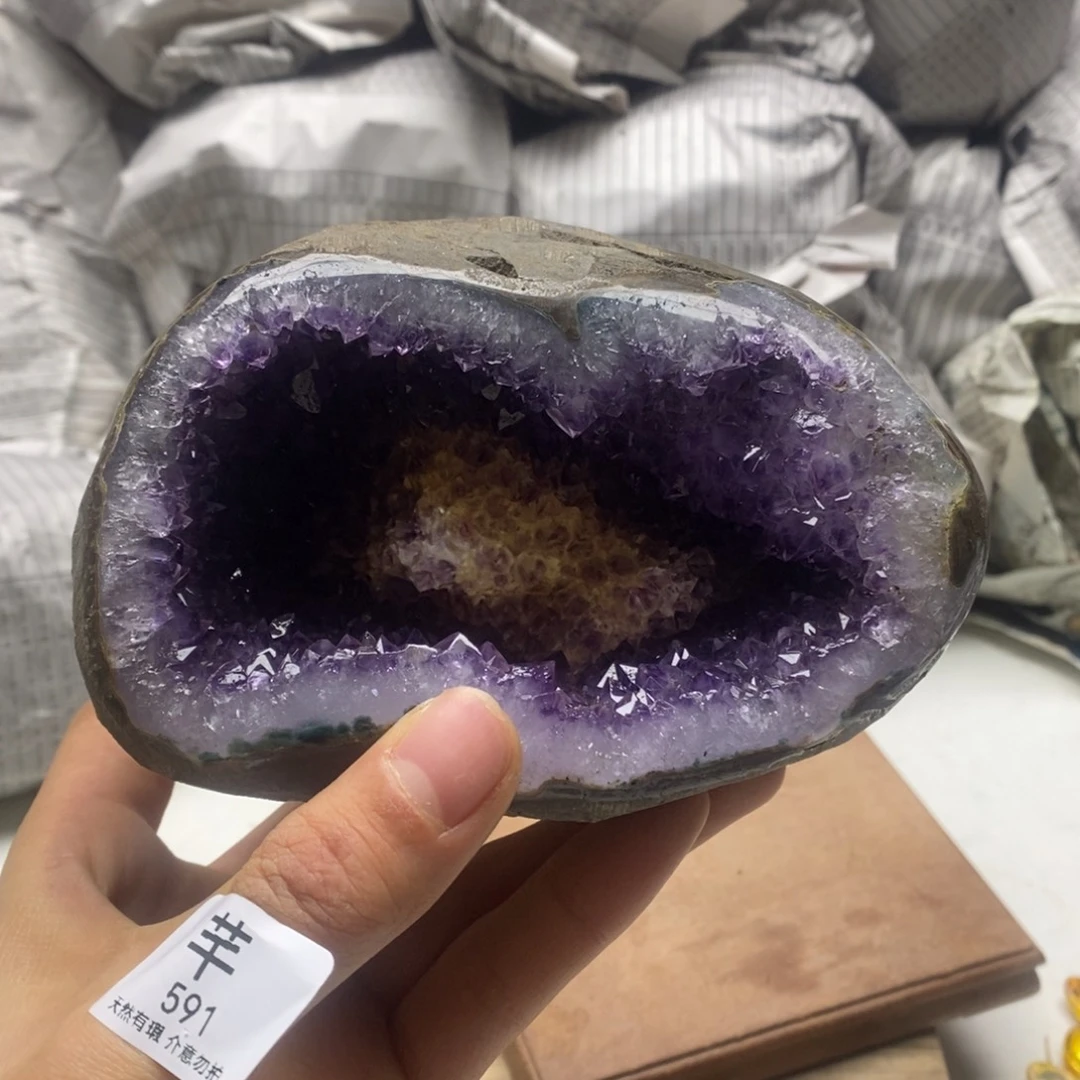 珠宝半成品水晶未镶嵌