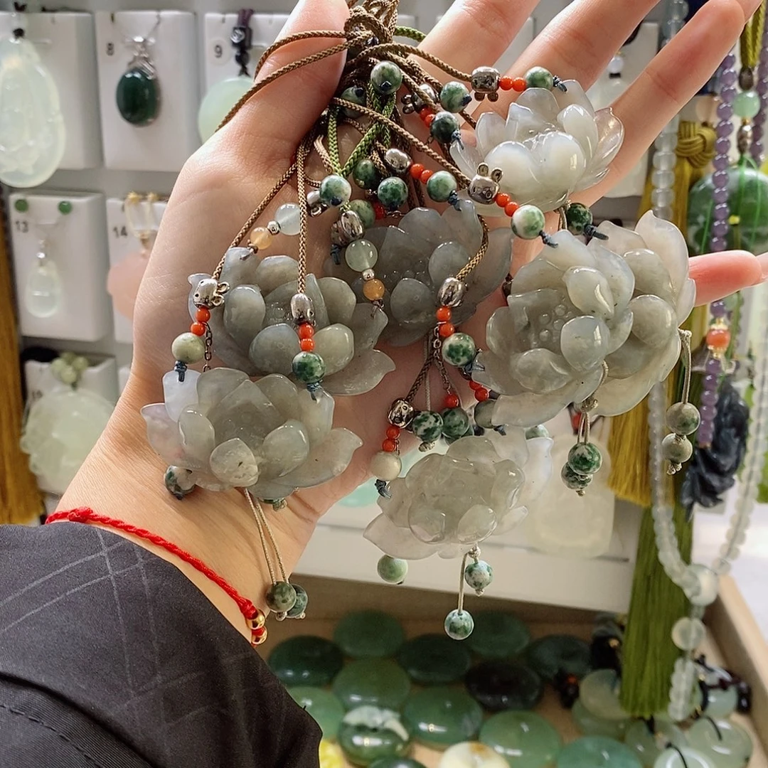 蛇纹石玉未镶嵌挂坠天然岫玉项链