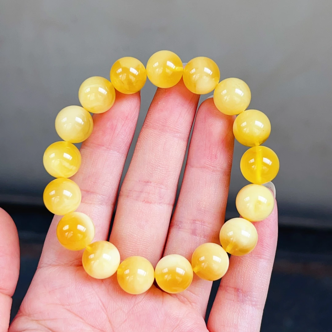 天然琥珀蜜蜡金白圆珠手串，15.3克，珠径11mm➕