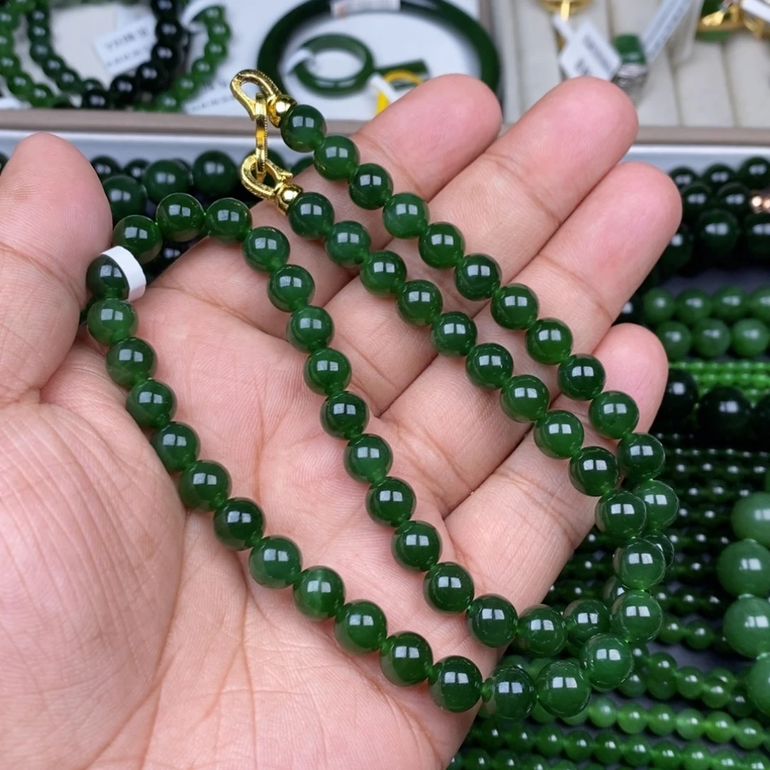 项链未镶嵌和田玉（碧玉）8m m