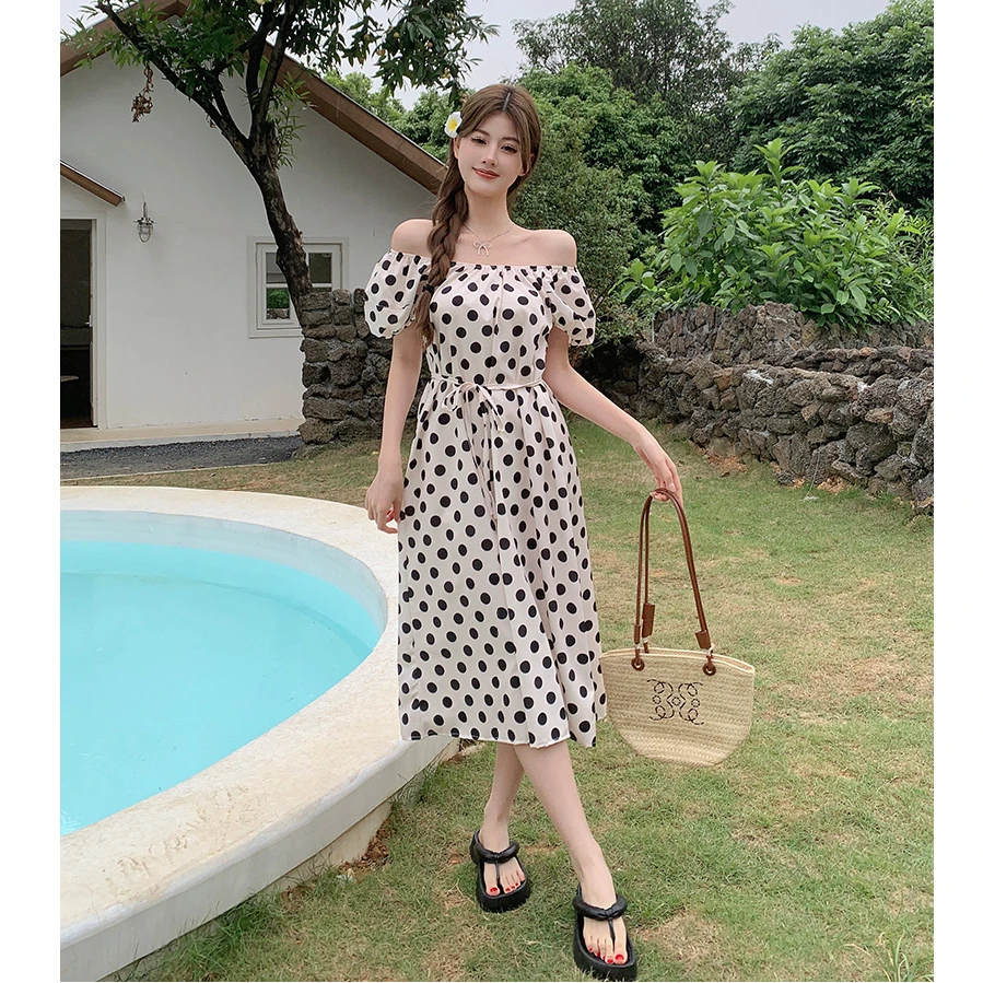 心誉糖法式别致绝美波点泡泡袖连衣裙裙子收腰子一字肩女装长裙