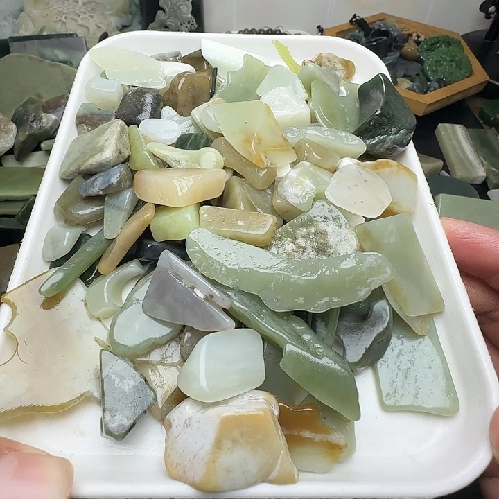 和田玉（糖玉）未镶嵌珠宝半成品