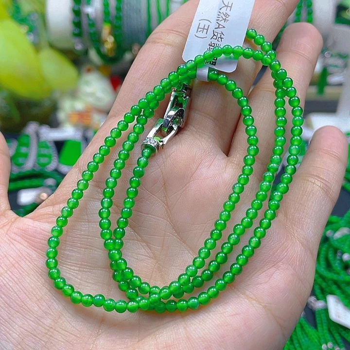 翡翠颈饰未镶嵌正阳绿项链3