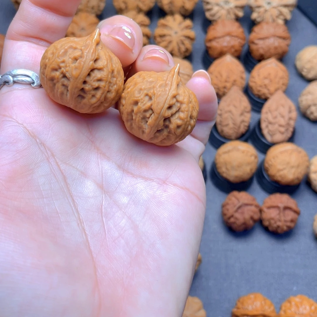 核桃文玩把件小磨盘