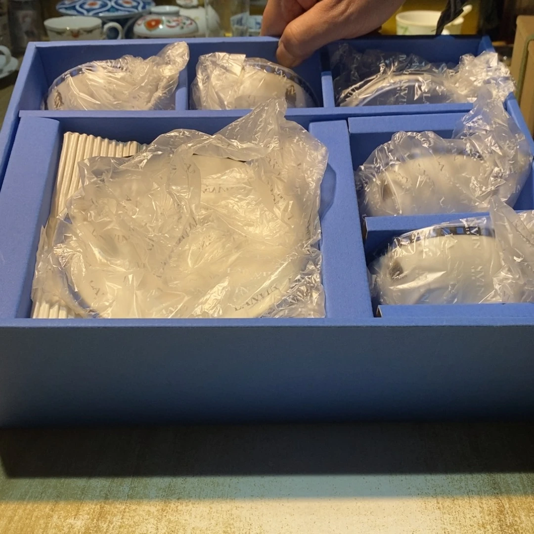 原***姐易雅集工艺品有限公司