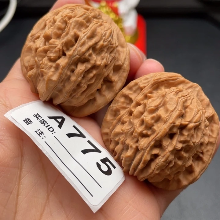 文玩核桃吊坠四座楼