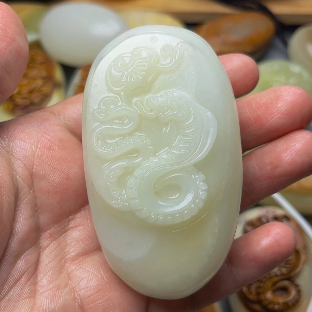 石材方解石手把件蛇