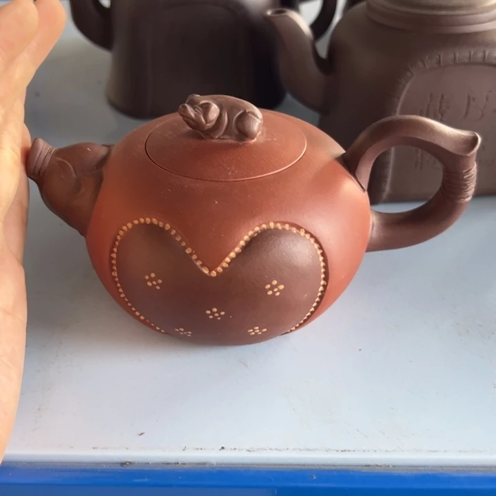 小***儿紫砂壶等艺术精品