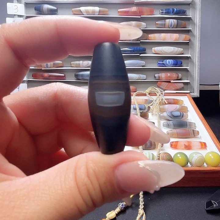 玛瑙/玉髓合金颈饰