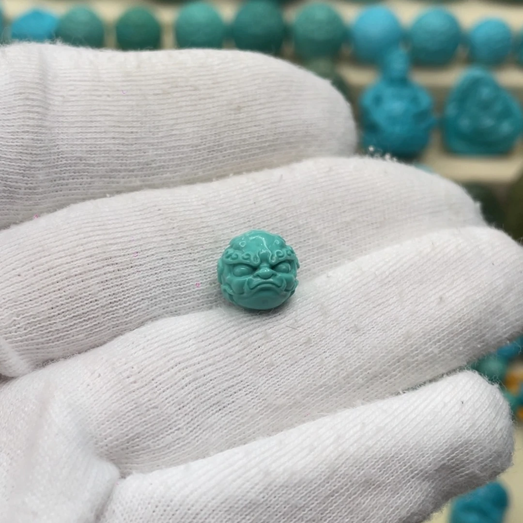 绿松石未镶嵌颈饰卡10.3