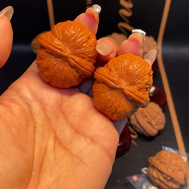 文玩核桃吊坠40全品元宝