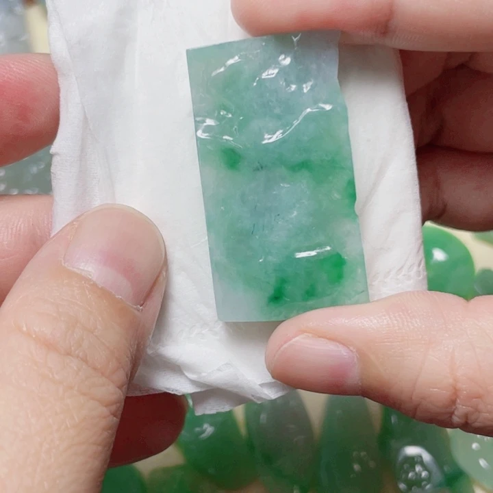 定制翡翠未镶嵌包工