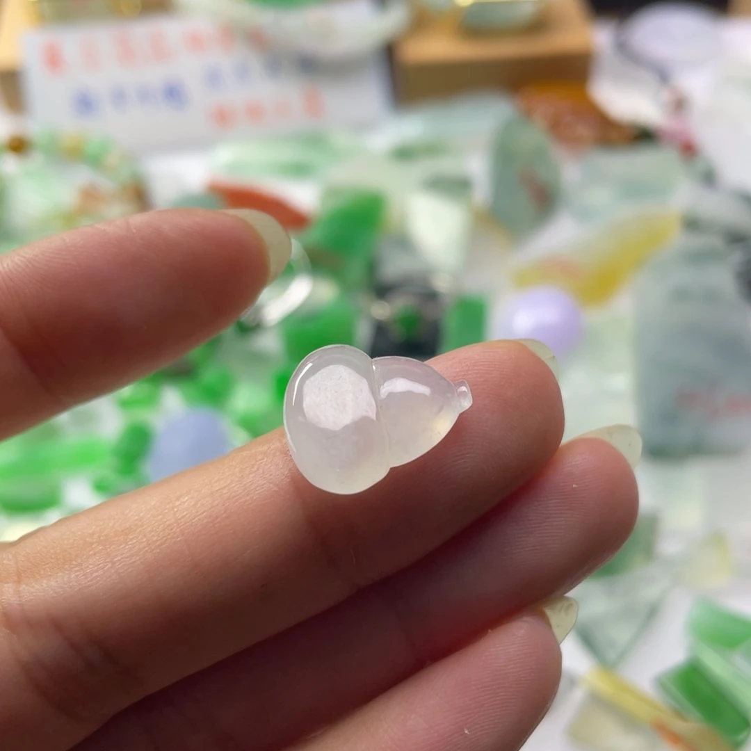 定制翡翠未镶嵌天然缅甸翡翠
