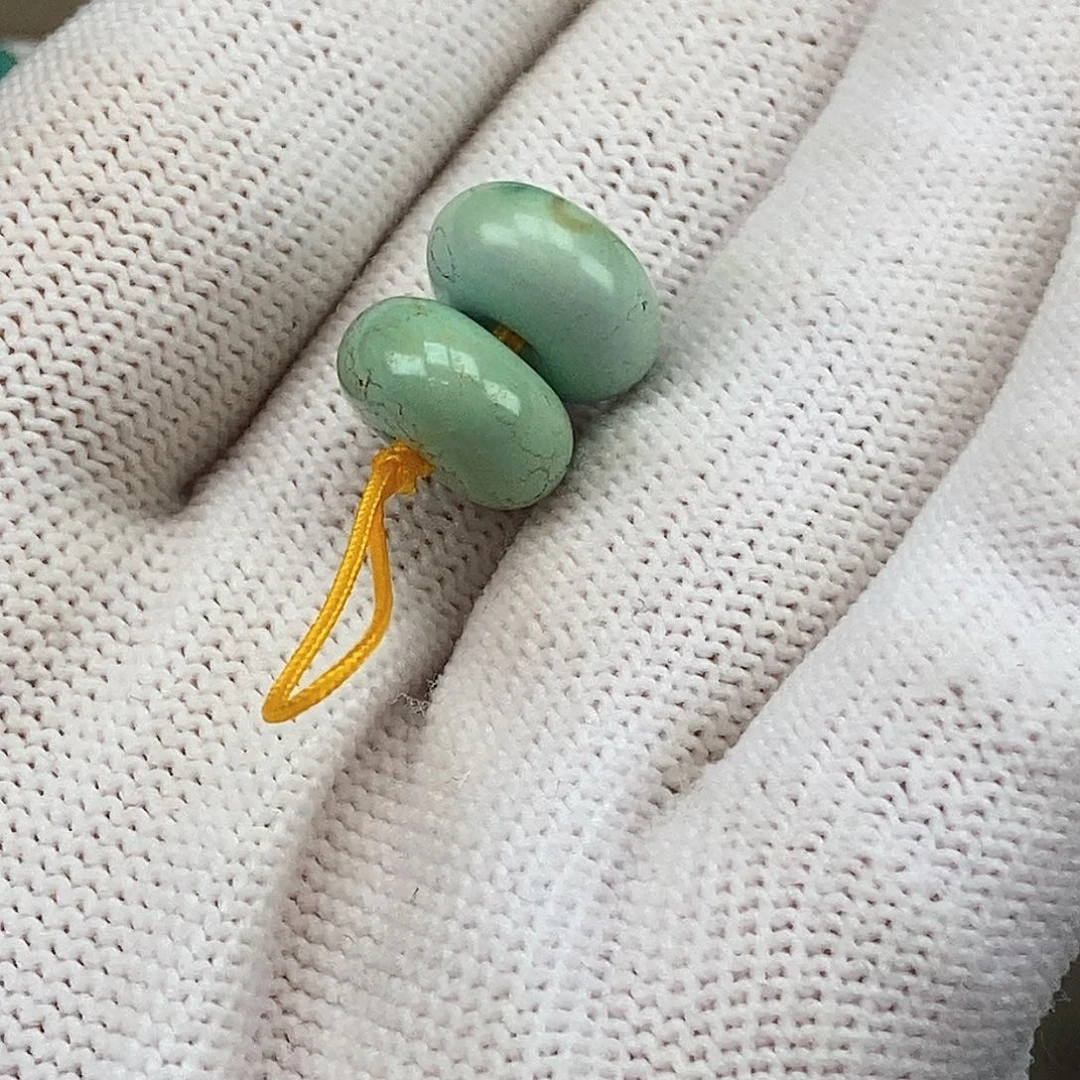 绿松石未镶嵌一套