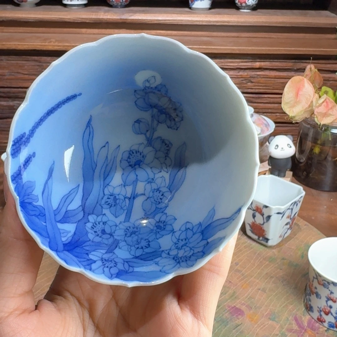 赐闲月下水仙花开