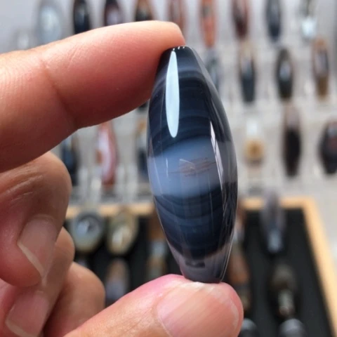 玛瑙/玉髓未镶嵌珠宝半成品