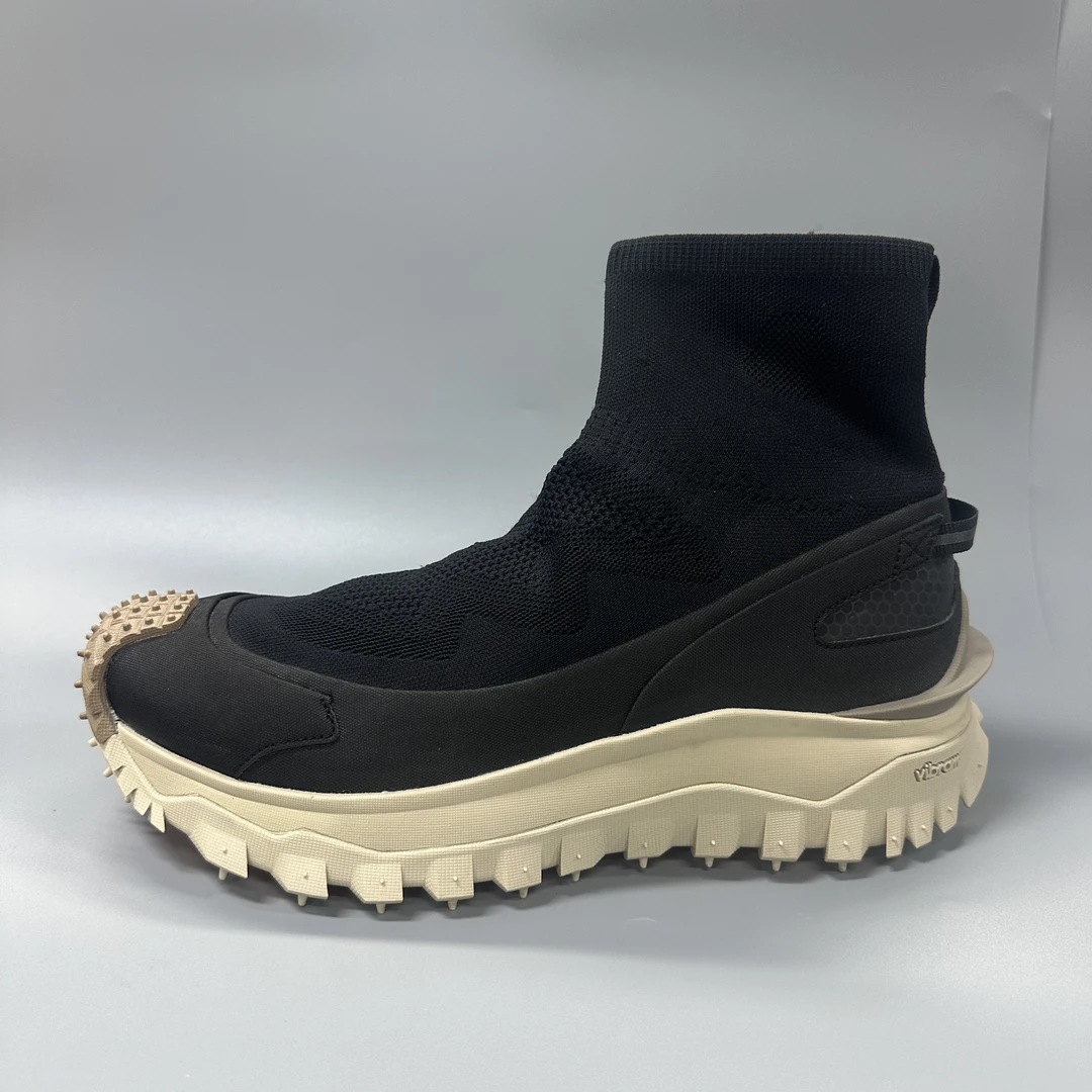 MONCLER/蒙口 mo020 黑色袜子靴 时尚潮流