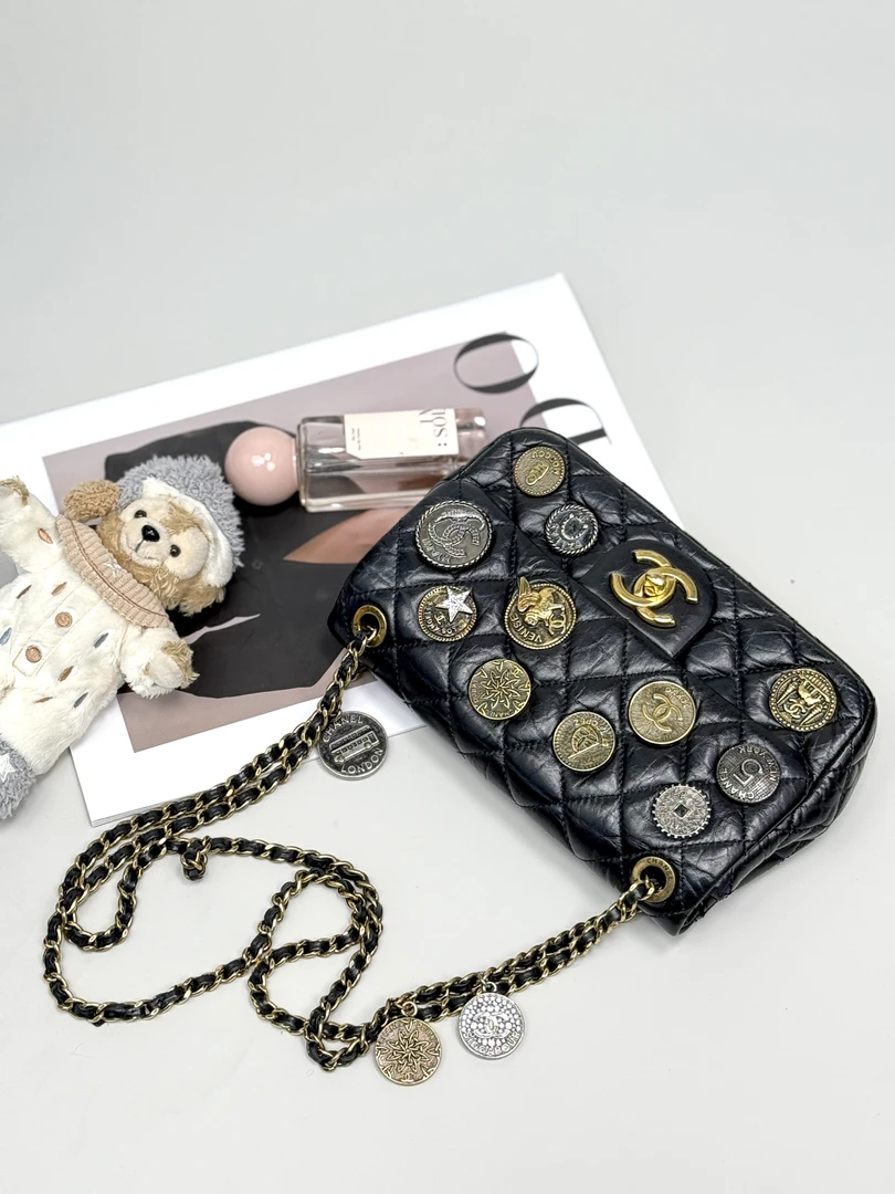 95新 Chanel/香奈儿 夏七中古/钱币徽章大mini/单肩包