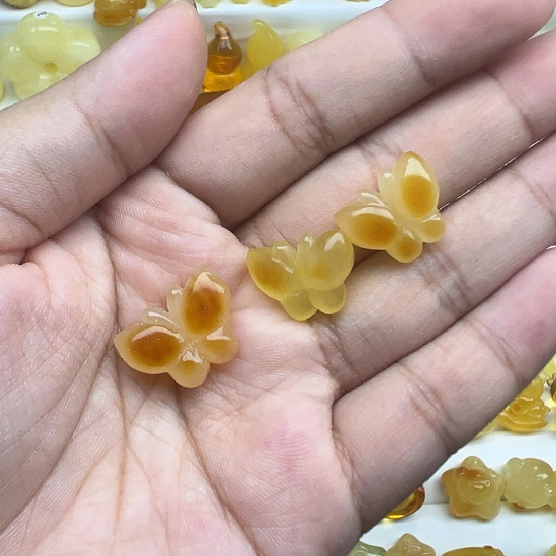 琥珀未镶嵌珠宝奇石蝴蝶打孔不退换