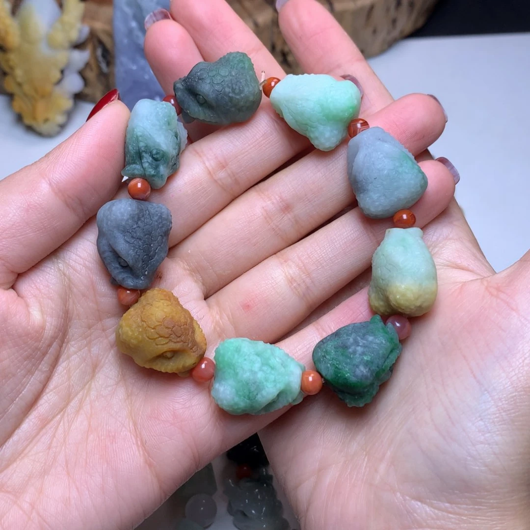 定制翡翠未镶嵌会***?翡翠