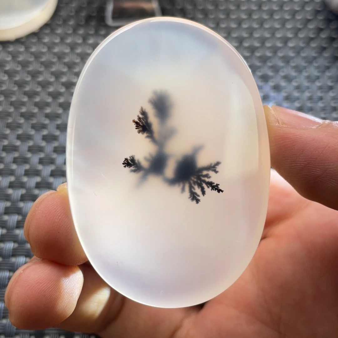 未镶嵌颈饰玛瑙/玉髓次***开